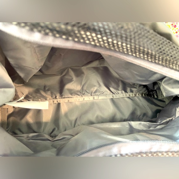 NWT North Face Duffle in Black - Picture 6 of 8